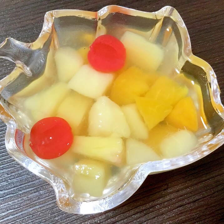 さくらんぼと桃缶のゼリー